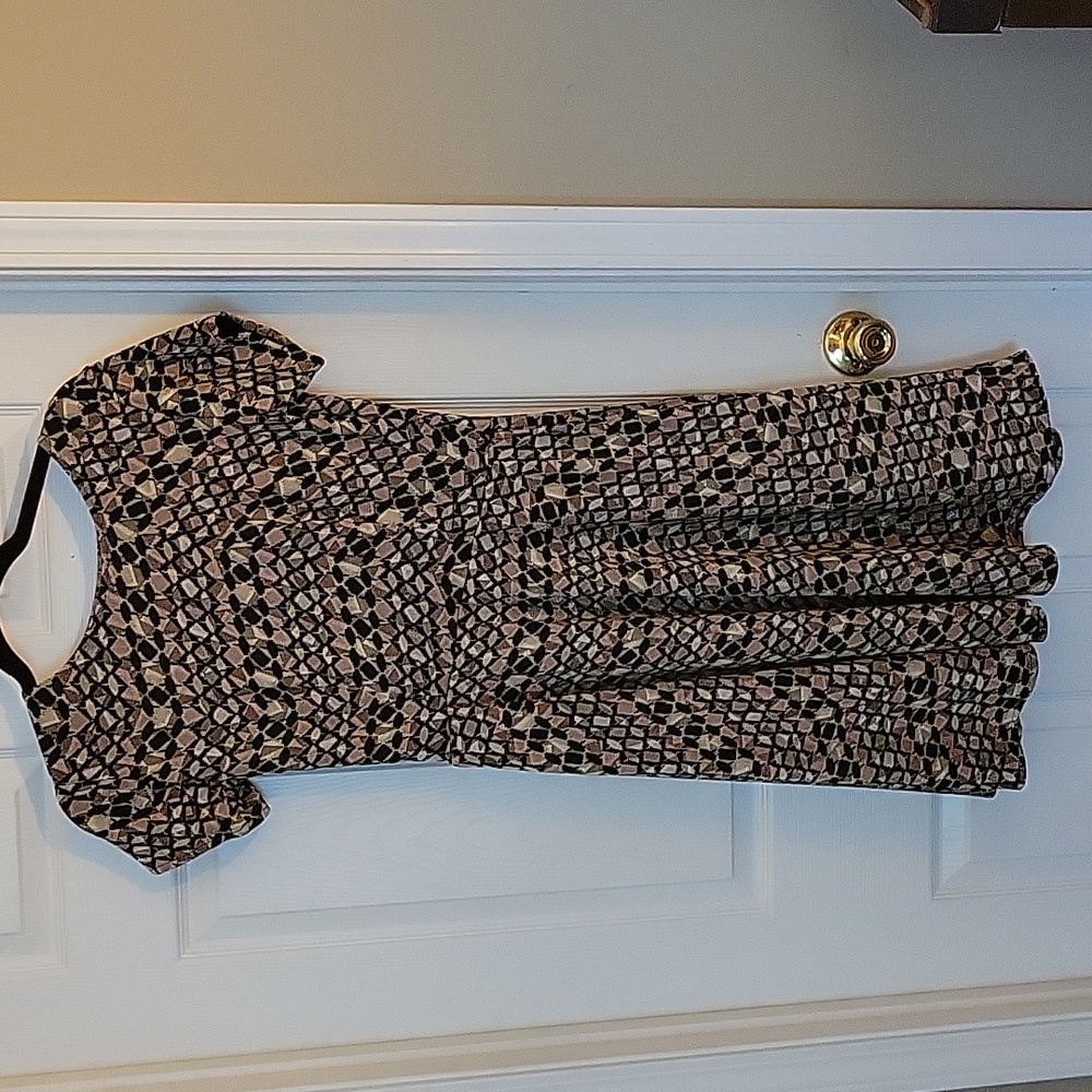 K arina dress patterned. BUYONE KARINA dress, get second 1/2 off